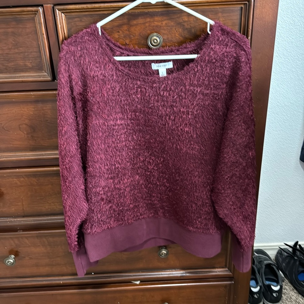 Nine West sweater women's large fuzzy feel